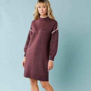 Kontrasztos csíkokkal díszített pulóverruha, apró alakra kép