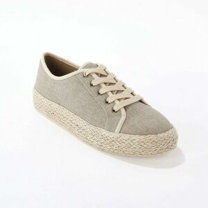 Fehér talpú tornacipő kép