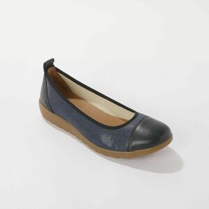 Bőr balerinák elasztikus betétekkel kép