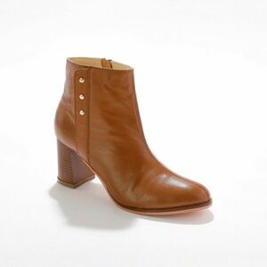 Szegecses csizma kép