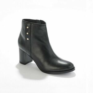 Szegecses csizma kép