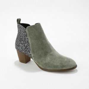 Boka bőrcsizma bokacsizmával kép