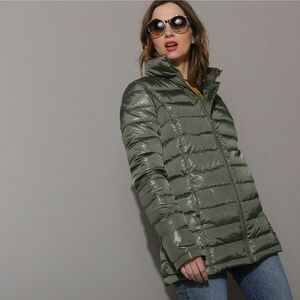 Rövid kabát gyöngyház hatású kép