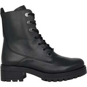 Bokacsizmák Gabor 52.786.57 kép