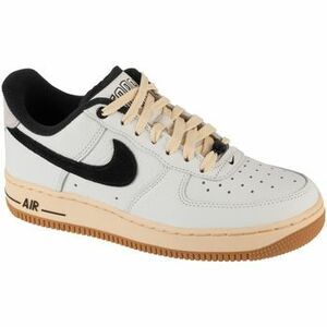 Rövid szárú edzőcipők Nike Wmns Air Force 1 07 kép