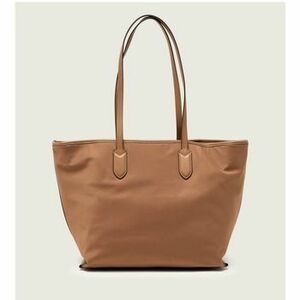 Válltáskák Karl Lagerfeld IKON NYLON LG TOTE kép