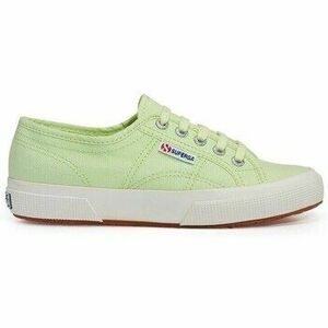 Rövid szárú edzőcipők Superga Cotu Classic 2750 kép