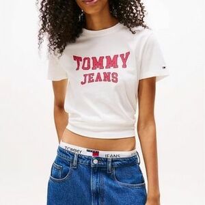 Pólók / Galléros Pólók Tommy Jeans TJW REG VARSITY TEE EXT kép