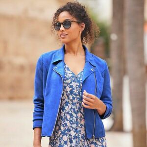 Cipzáras kabát, szarvasbőr utánzatból készült kép