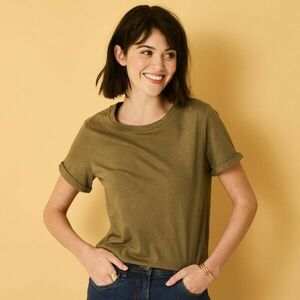 Póló kerek nyakkal és rövid ujjakkal kép