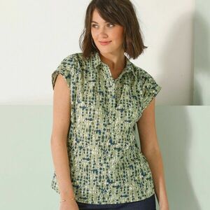 Blúz gombos nyakkivágással és nyomtatással kép