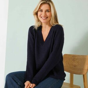 Laza pulóver V-nyakkal kép