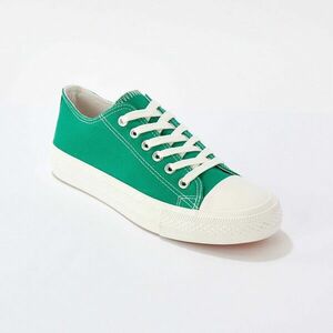 Csipkés vászon tornacipő kép