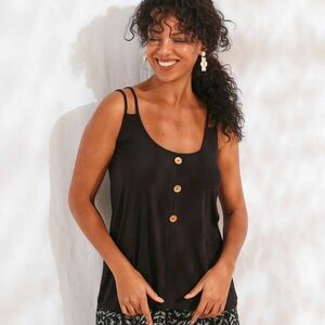 Egyszínű felső gombokkal kép