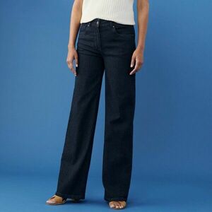 Széles, rugalmas farmer, 165 cm feletti magasság esetén, belső szárhossz 79 cm kép