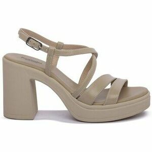 Alsóváros NeroGiardini 513660453 kép