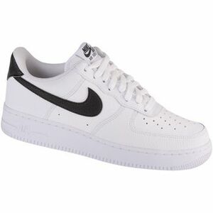 Rövid szárú edzőcipők Nike Air Force 1 07 kép