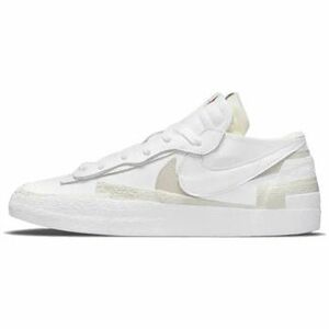 Divat edzőcipők Nike Blazer Low Sacai White Patent kép