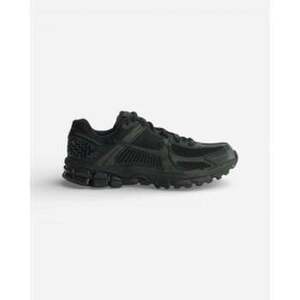Rövid szárú edzőcipők Nike Vomero 5 Black (GS) kép