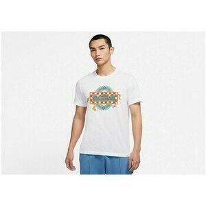 Rövid ujjú pólók Nike DN2903100 kép