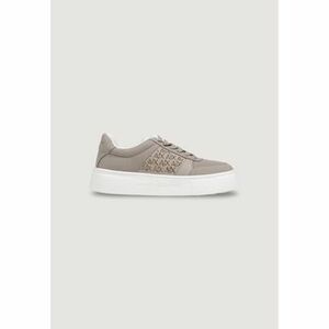 Rövid szárú edzőcipők EAX XW002788 AF23057 kép