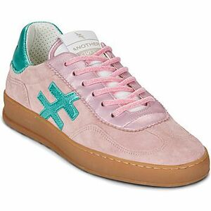 Rövid szárú edzőcipők Another Trend A0321166 kép