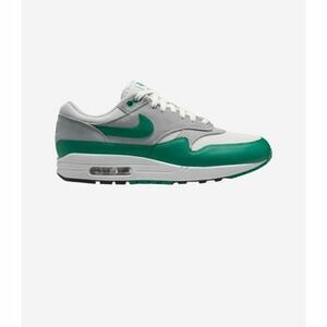 Rövid szárú edzőcipők Nike Air Max 1 Essential 'Evergreen Aura' kép