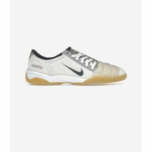 Rövid szárú edzőcipők Nike Total 90 3 White Black Gum kép