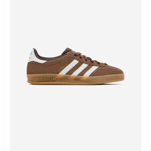 Rövid szárú edzőcipők adidas Gazelle Indoor Earth Strata Cloud White kép