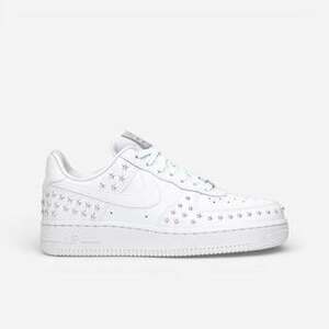 Rövid szárú edzőcipők Nike Air Force 1 Low White Studded (W) kép