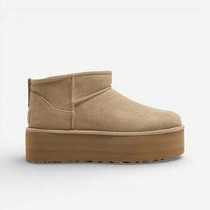 Csizmák UGG Classic Ultra Mini Platform kép