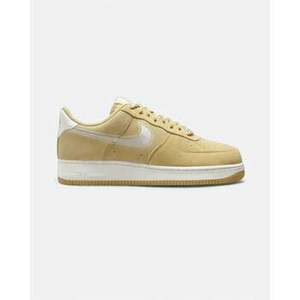 Divat edzőcipők Nike Air Force 1 Low Buff Gold kép