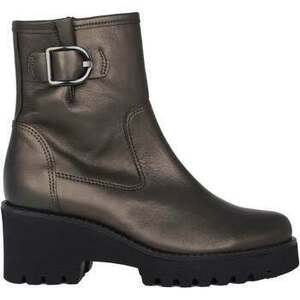 Bokacsizmák Gabor 56.622.84 kép