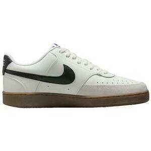 Divat edzőcipők Nike Court Vision Low kép