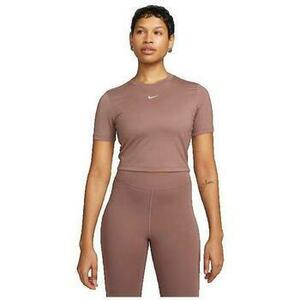 Rövid ujjú pólók Nike T-shirt Sportswear Essential kép