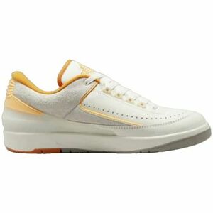 Divat edzőcipők Nike Air Jordan 2 Low kép