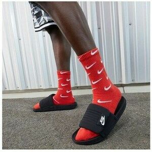 strandpapucsok Nike Offcourt Adjust kép