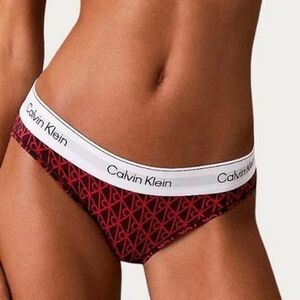 Bugyik Calvin Klein Jeans Ropa Interior Mujer Modèle Lv00qf8520 kép