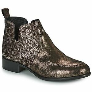 Csizmák Casta FIG kép