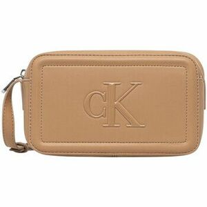 Válltáskák Calvin Klein Jeans BOLD CK CAMERA BAG LV04F3220G kép
