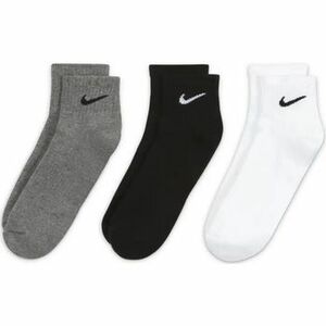 Sport zoknik Nike - kép