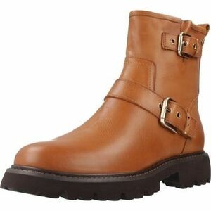 Csizmák Carmela 162591c kép
