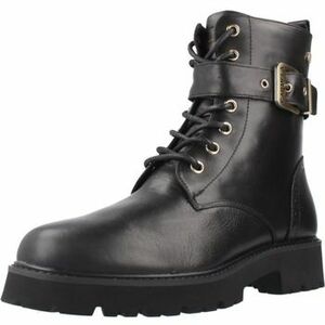 Csizmák Carmela 162598c kép