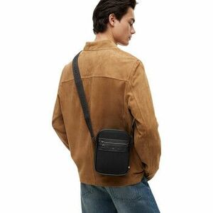 Válltáskák Tommy Hilfiger TH REPREVE MINI REPORTER AM0AM14448 kép