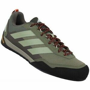 Divat edzőcipők adidas Terrex kép
