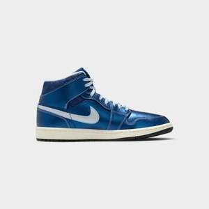 Divat edzőcipők Nike 1 Mid Se kép