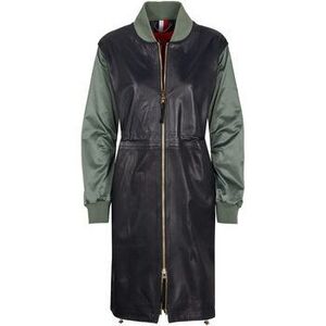 Kabátok Tommy Hilfiger - kép