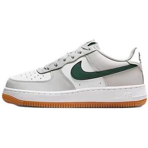 Divat edzőcipők Nike Baskets Air Force 1 cuir kép